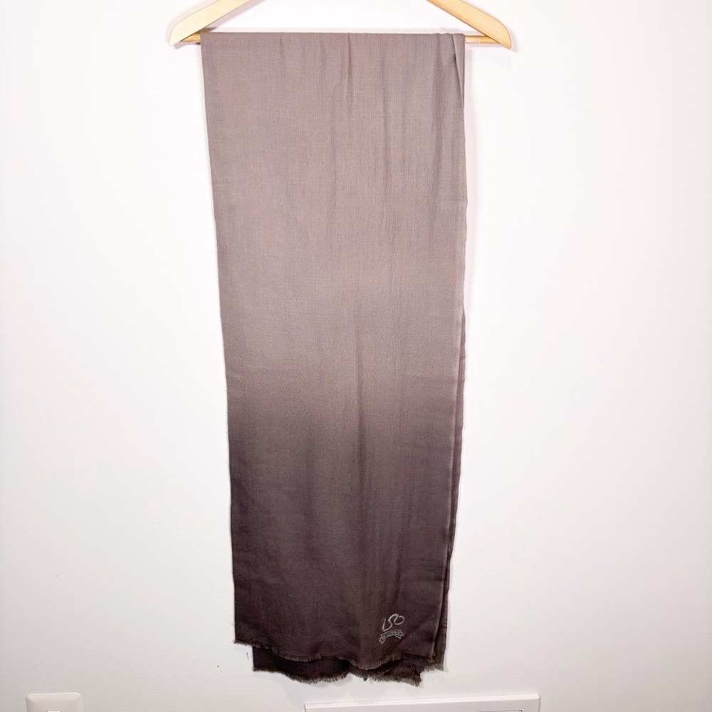 Janavi Gray Ombre Scarf